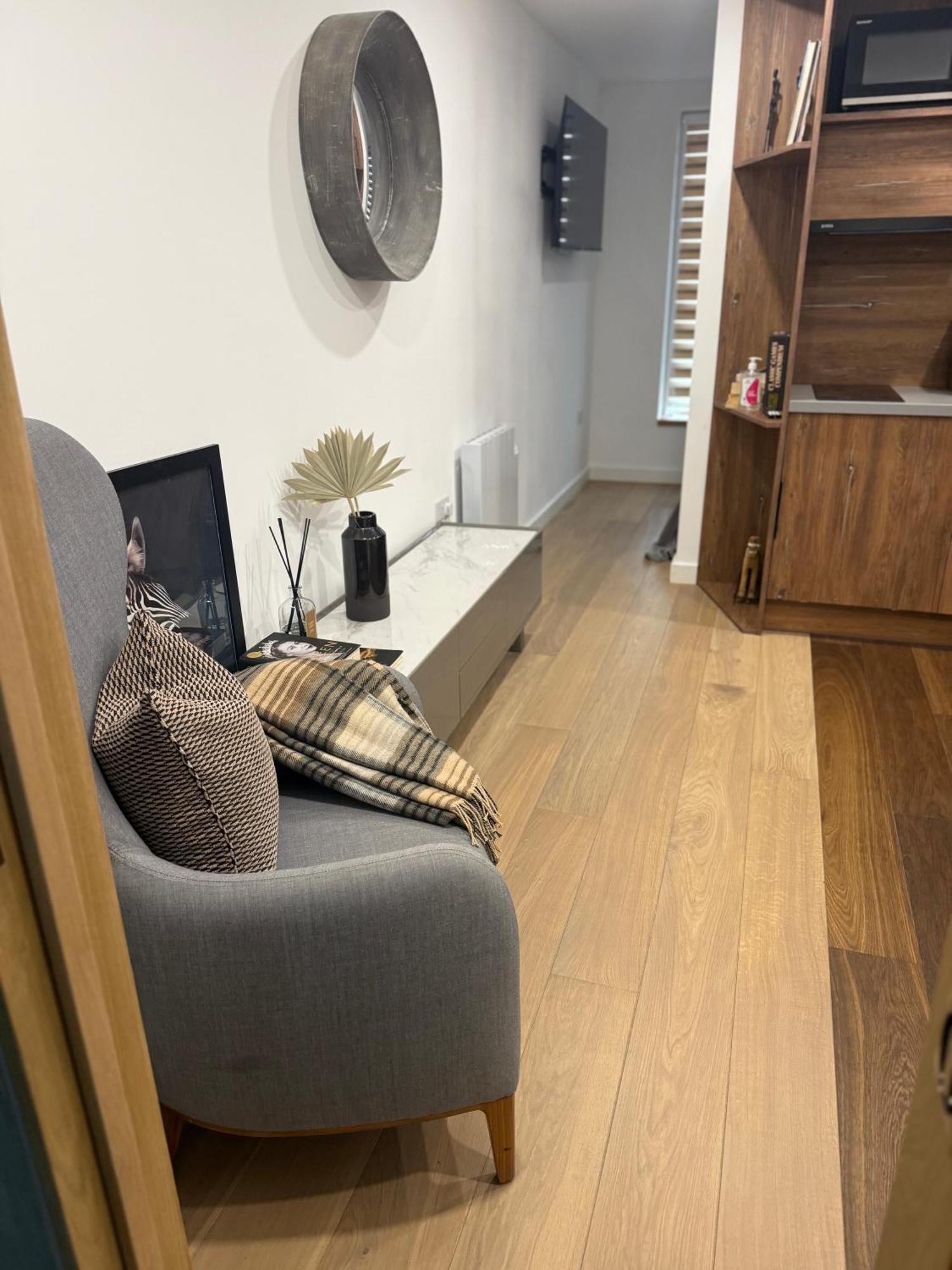 New Built Cosy Apartment Within Walking Distance Of Churchill Hospital 옥스퍼드 외부 사진