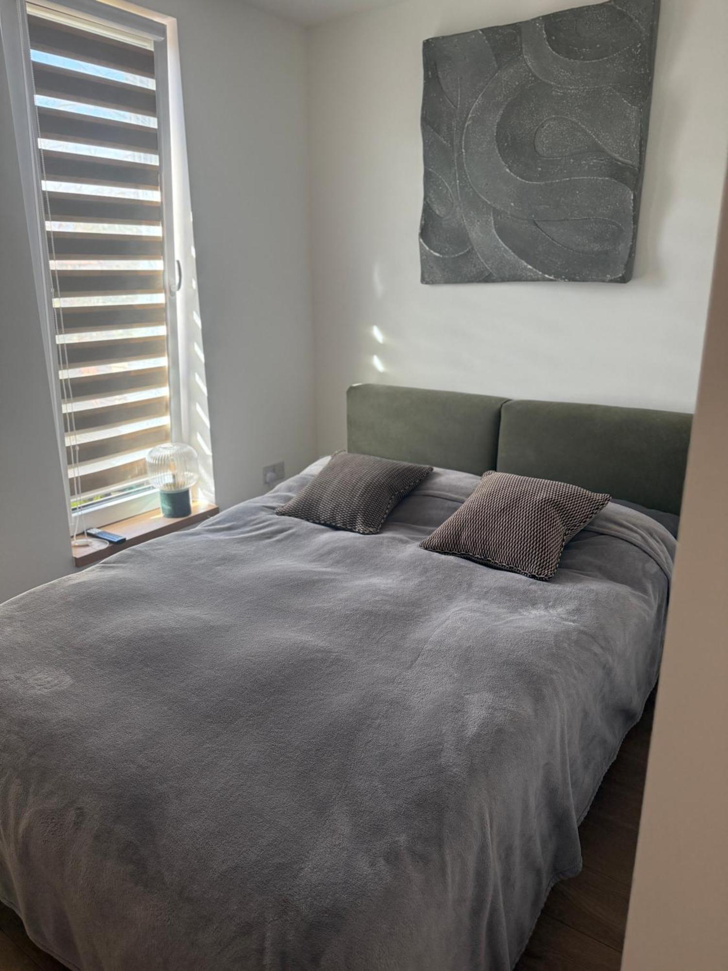 New Built Cosy Apartment Within Walking Distance Of Churchill Hospital 옥스퍼드 외부 사진